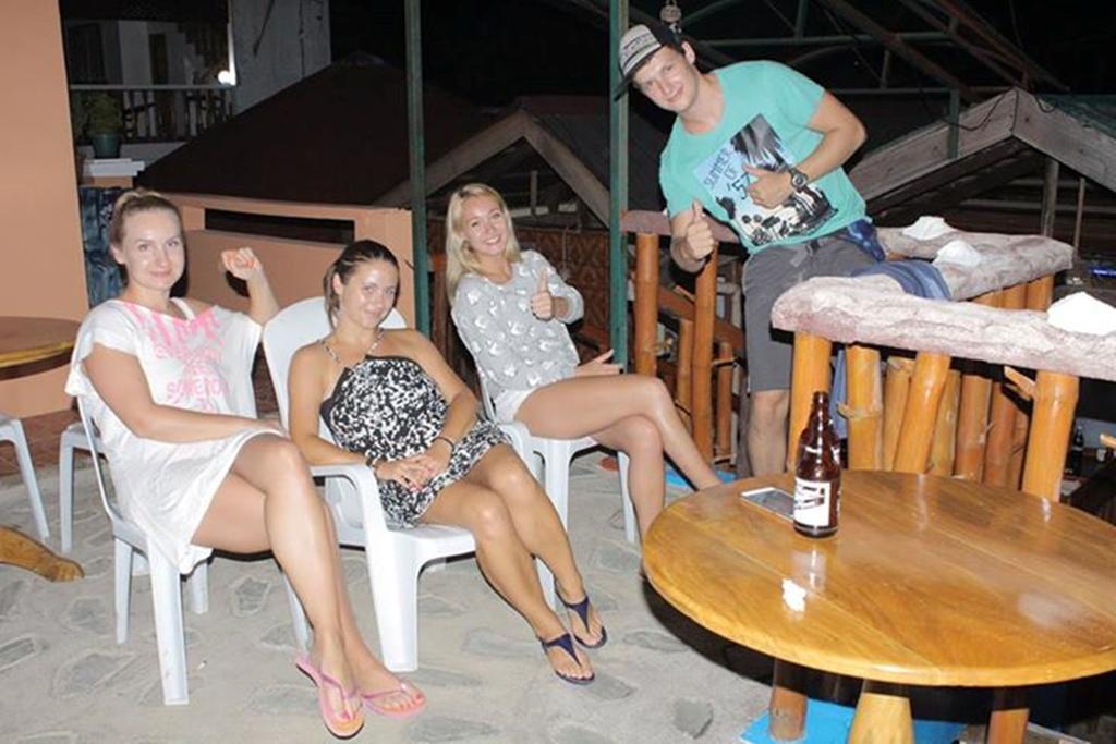 Anda De Boracay White Sand Resort Exterior photo