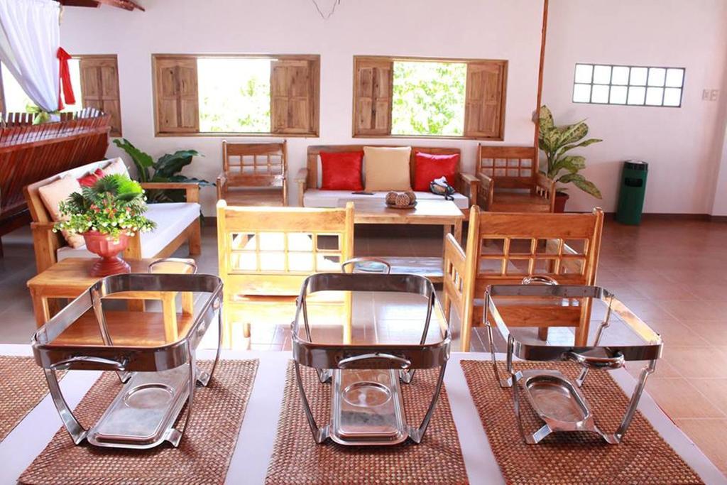 Anda De Boracay White Sand Resort Exterior photo